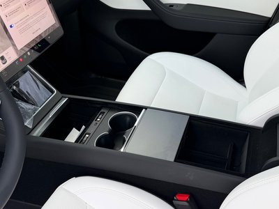 صورة مصغرة 11 لـ 2025 Tesla MODEL Y