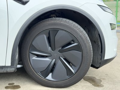 صورة 8 لـ 2025 Tesla MODEL Y