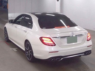 صورة 2 لـ 2018 Mercedes-BENZ E-CLASS