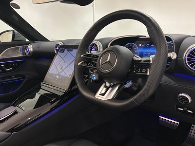 2022 Mercedes-BENZ SL AMG photo 2