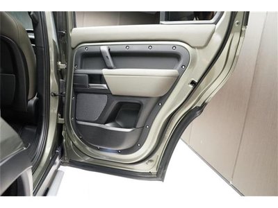 2020 LAND Rover DEFENDER thumbnail 49