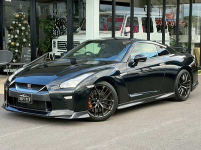 NISSAN GT-R