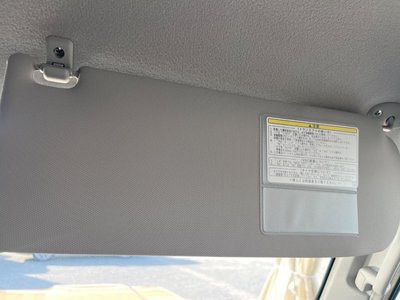 2025 Toyota LAND CRUISER 70 缩略图 40