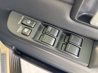 2025 Toyota LAND CRUISER 70 缩略图 24