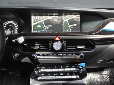 2016 Genesis EQ900 缩略图 14
