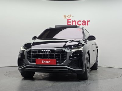 2021 AUDI Q8 photo 2