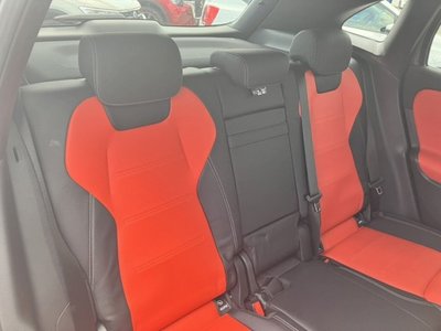 2025 Mercedes-BENZ GLA AMG — миниатюра 17