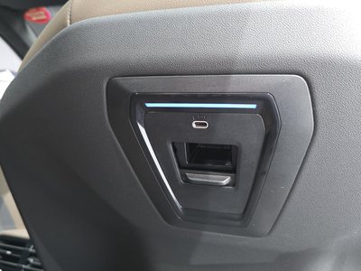2024 BMW 5 SERIES — миниатюра 36