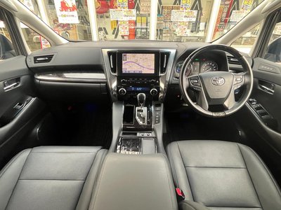 TOYOTA ALPHARD - 5