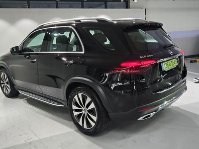 2026 Mercedes-BENZ GLE 照片 2