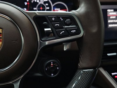 2021 Porsche CAYENNE thumbnail 32
