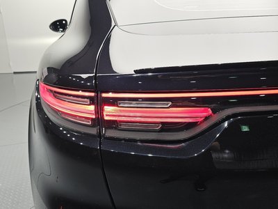 2021 Porsche CAYENNE photo 10
