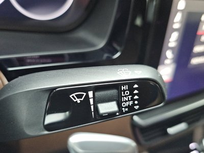 2021 Porsche CAYENNE thumbnail 28