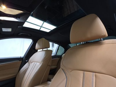 صورة مصغرة 24 لـ 2023 BMW 5 SERIES