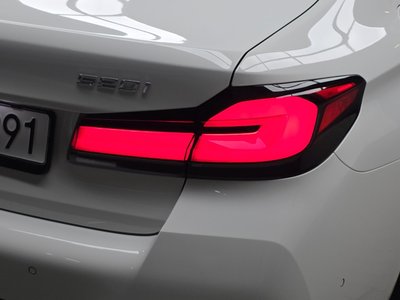 2023 BMW 5 SERIES photo 10