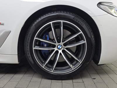 2023 BMW 5 SERIES photo 8