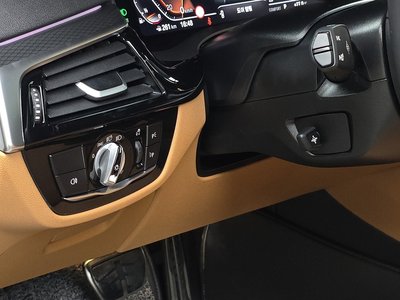 صورة مصغرة 29 لـ 2023 BMW 5 SERIES