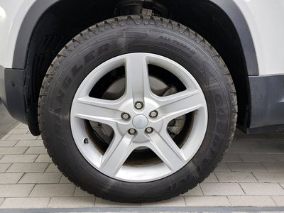 LAND ROVER DEFENDER - 6