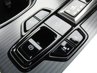 صورة مصغرة 34 لـ 2026 Lexus RX