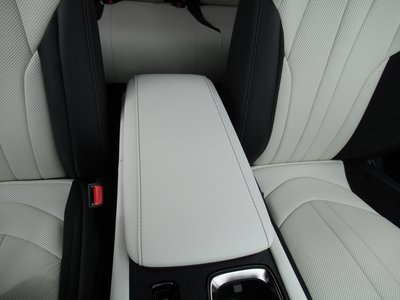 صورة مصغرة 45 لـ 2026 Lexus RX