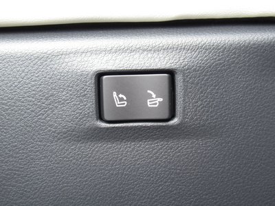 صورة مصغرة 68 لـ 2026 Lexus RX