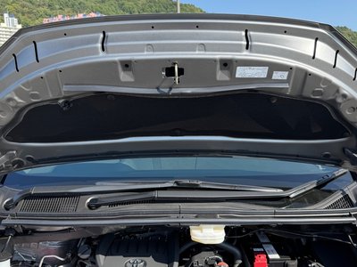 TOYOTA VELLFIRE - 10