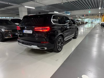 صورة 4 لـ 2022 BMW X5