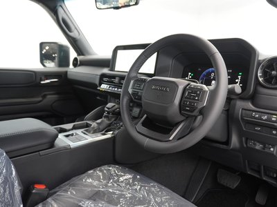 TOYOTA LAND CRUISER 250 - 10