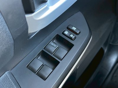 صورة مصغرة 36 لـ 2014 Toyota TUNDRA