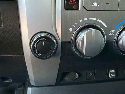 صورة مصغرة 46 لـ 2014 Toyota TUNDRA