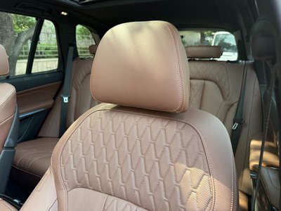 2025 BMW X5 缩略图 15