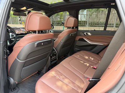 2025 BMW X5 缩略图 17
