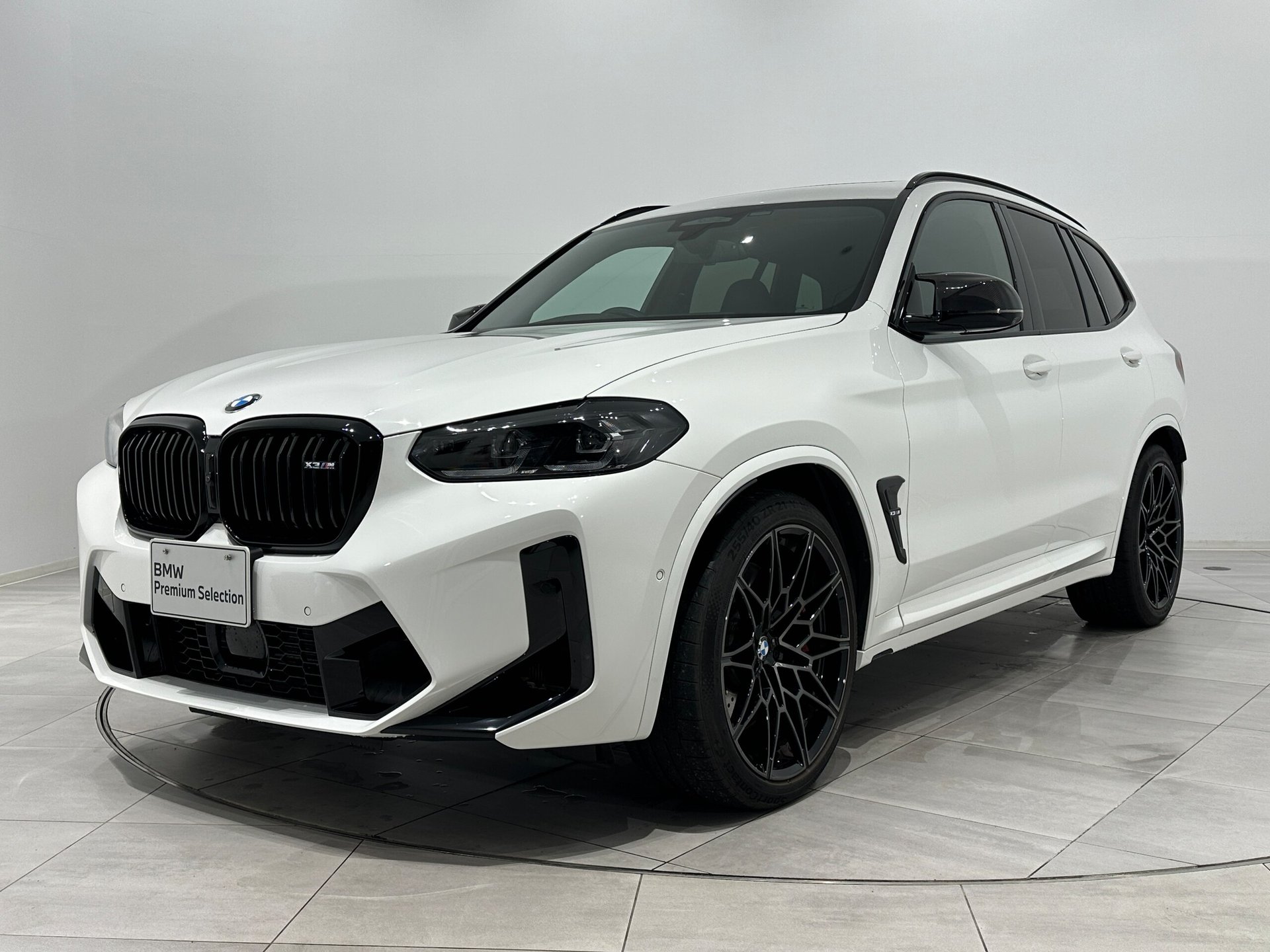 BMW X3 M - View 1