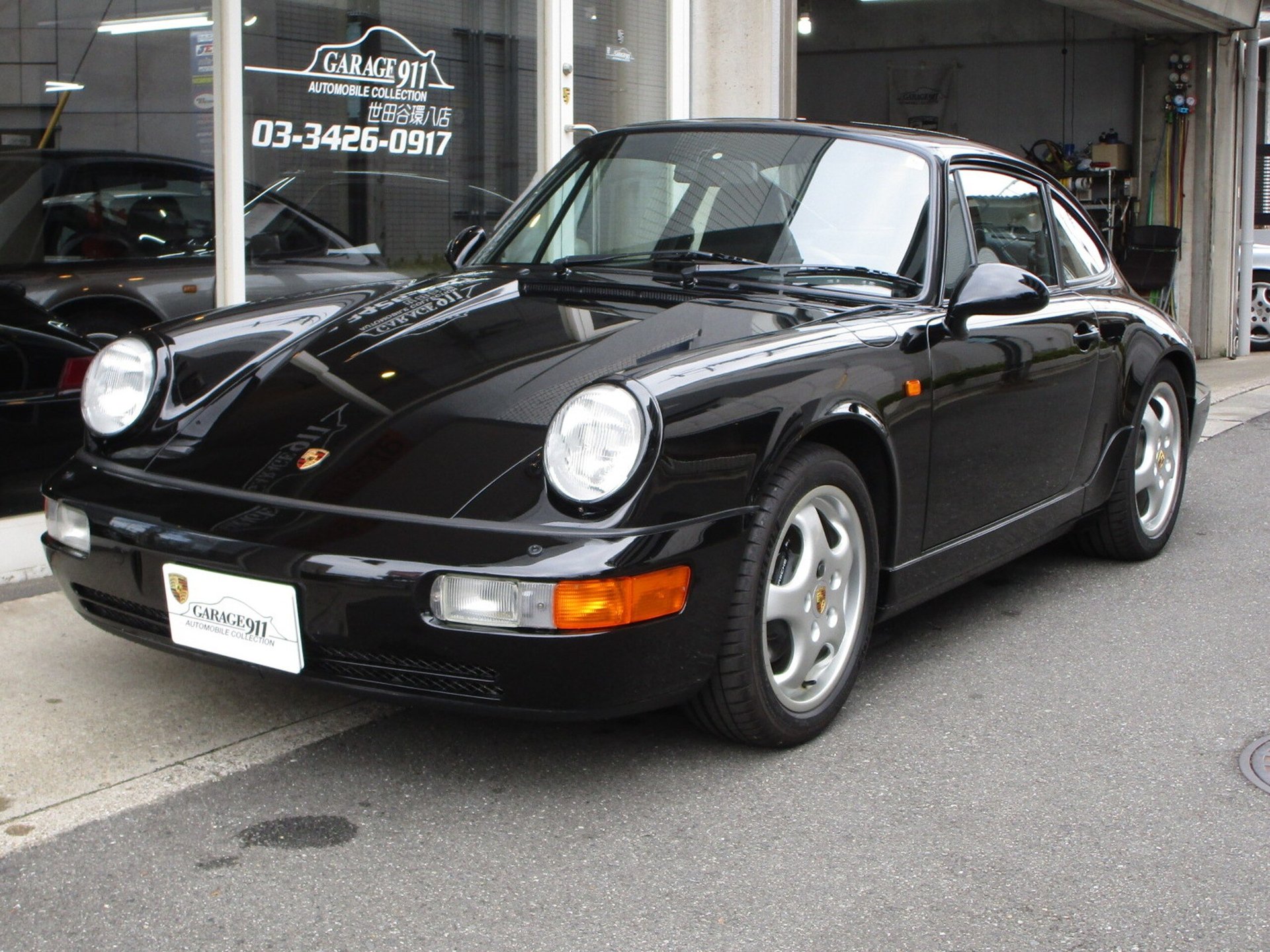 PORSCHE 911 - View 1