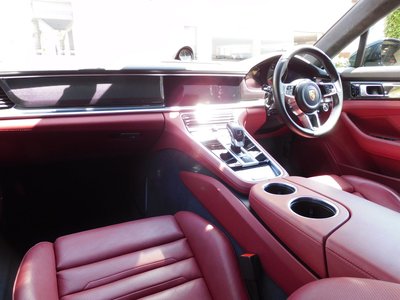 PORSCHE PANAMERA - 3