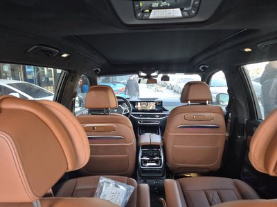 BMW X7 - 8