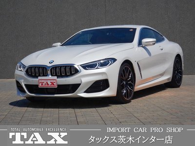 BMW 8 SERIES - 1