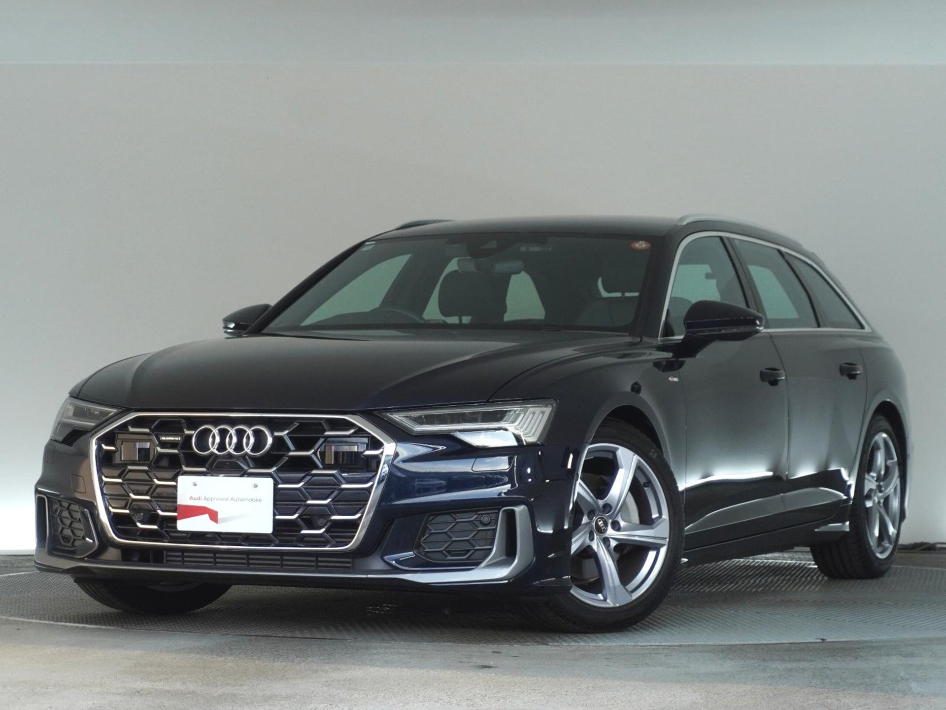 2024 AUDI A6 AVANT — фото 1