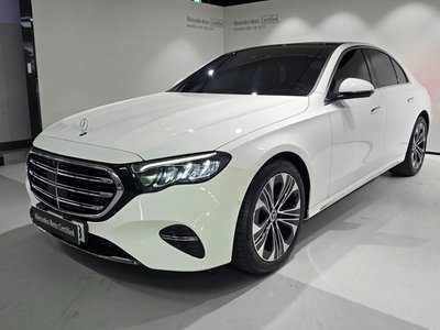 MERCEDES-BENZ E-CLASS - 1