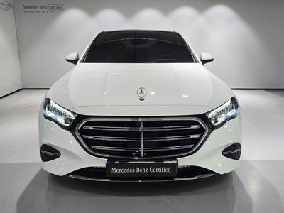 MERCEDES-BENZ E-CLASS - 7