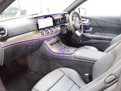 MERCEDES-BENZ E-CLASS - 2