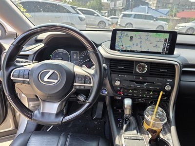 LEXUS RX - 7