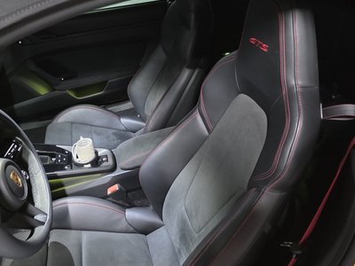 PORSCHE 911 - 5