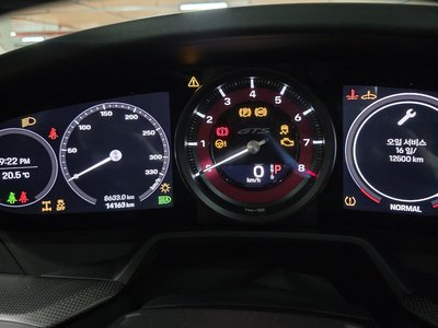 PORSCHE 911 - 8