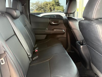 صورة 33 لـ 2018 Toyota TACOMA