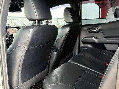صورة 28 لـ 2018 Toyota TACOMA