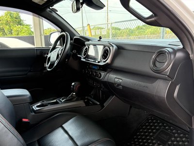 صورة 36 لـ 2018 Toyota TACOMA