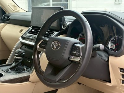 صورة مصغرة 41 لـ 2024 Toyota LAND CRUISER 300