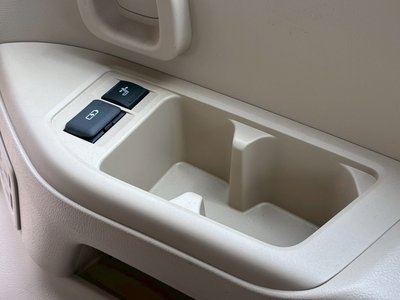 صورة مصغرة 77 لـ 2024 Toyota LAND CRUISER 300