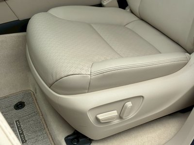 صورة مصغرة 64 لـ 2024 Toyota LAND CRUISER 300